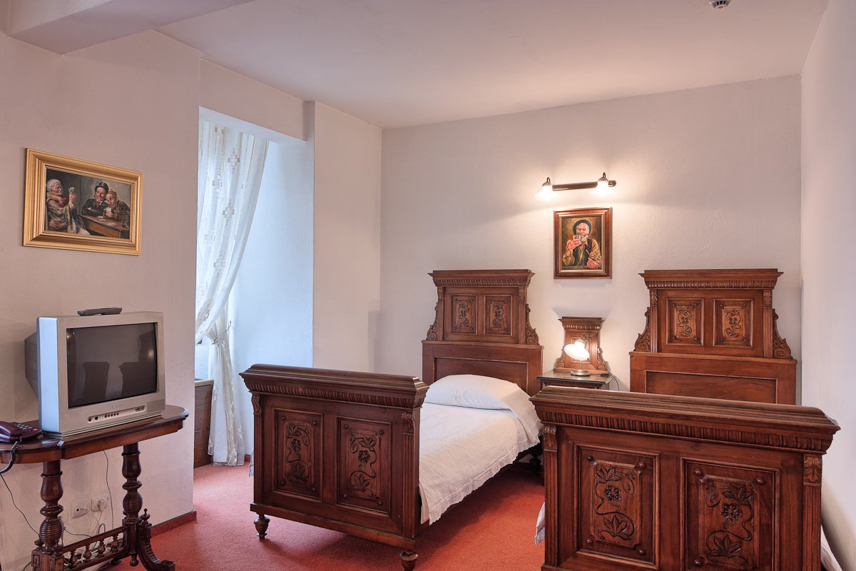 Camerele Hotel Traube